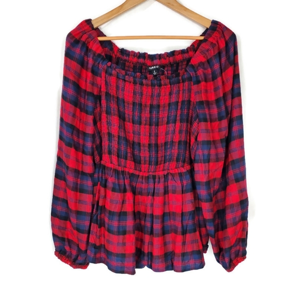 Torrid Brushed Red Plaid Smocked Top, Babydoll cut, Puff sleeves, NWT size 2X - Picture 6 of 13
